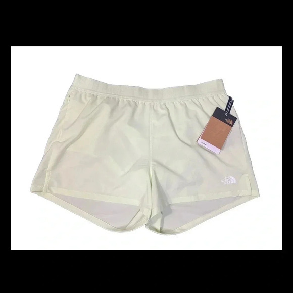 The North Face Women’s‎ Wander 3" Shorts size L  in the color lime cream NWT - Picture 4 of 7